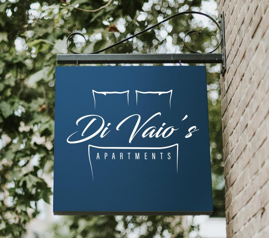 Di Vaio'S Apartments Νάπολη Εξωτερικό φωτογραφία
