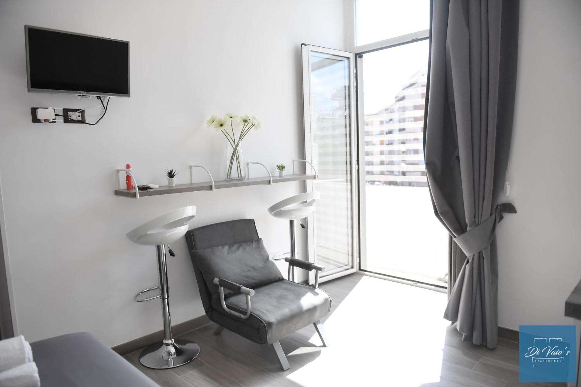 Di Vaio'S Apartments Νάπολη Εξωτερικό φωτογραφία