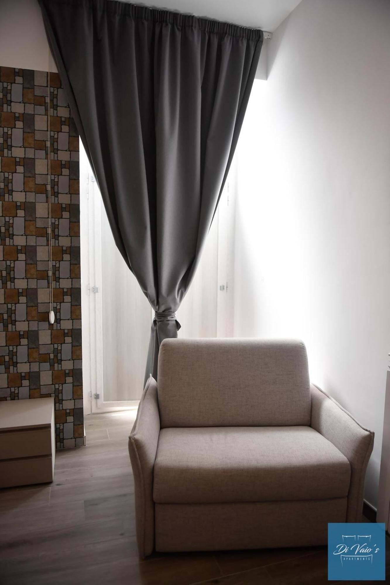 Di Vaio'S Apartments Νάπολη Εξωτερικό φωτογραφία